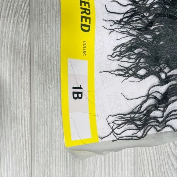 ModelModel Synthetic Hair Crochet Braids Glance 3X Wavy Feathered Twist 1b wig - Picture 4 of 6